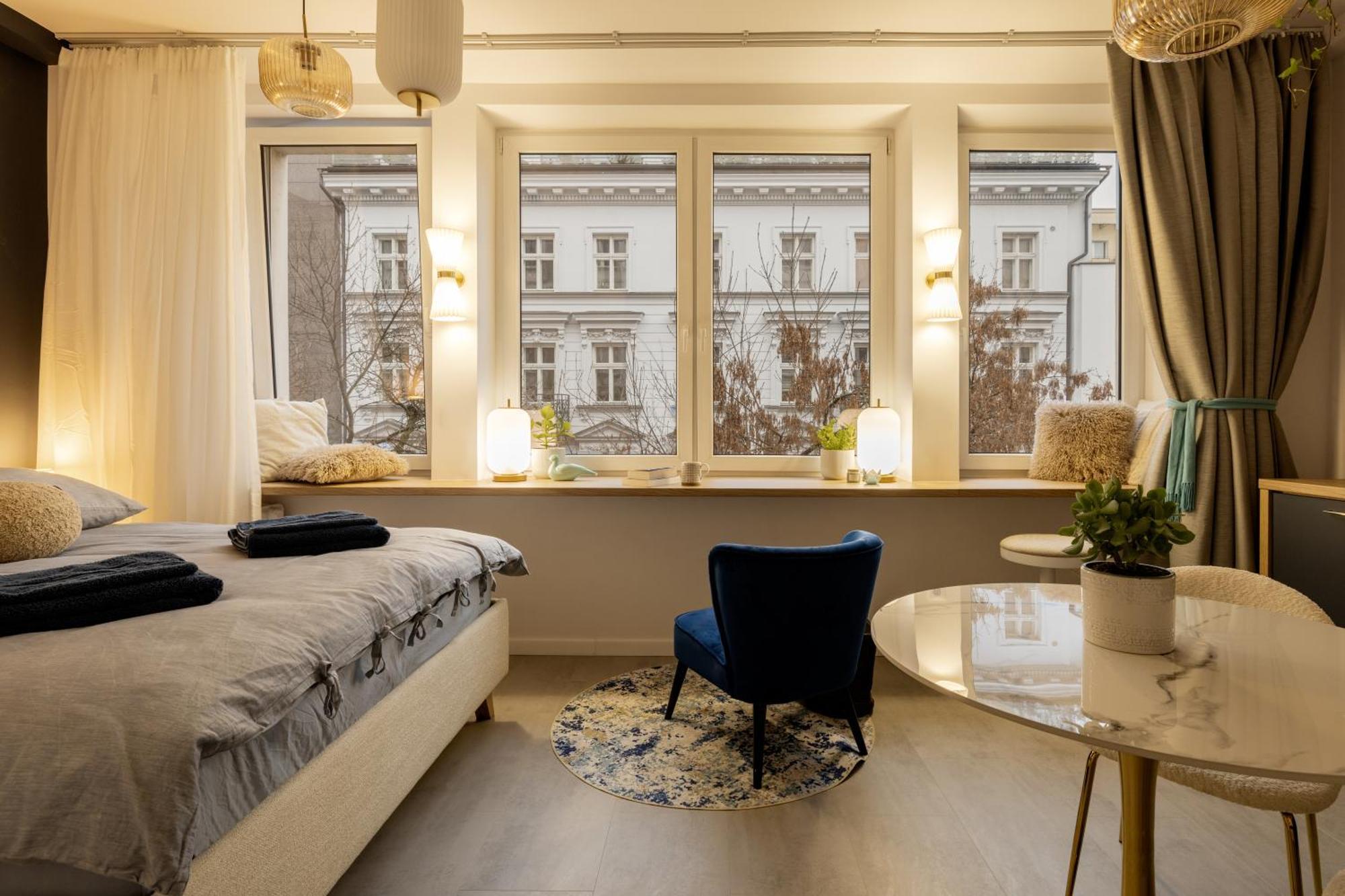 Romantic Hoza Downtown Apartament *